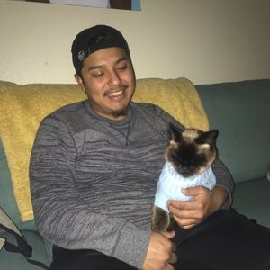 Meet your Posher, Aaron